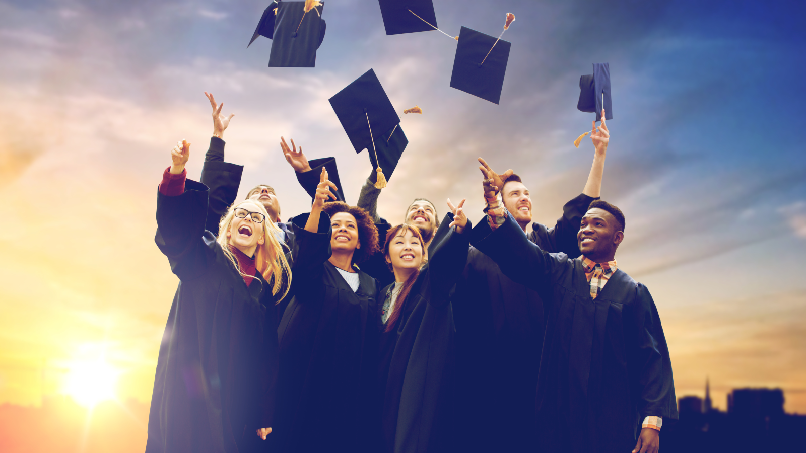 <span style='background-color: #00dbb5; color: #ffffff; padding: 5px;'>Save the Date</span><br/>2025 Commencement Ceremony