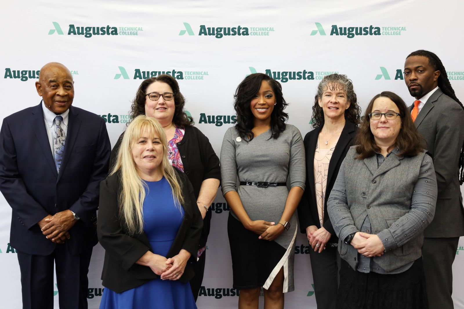 Front row listed from left to right participants are Vicki Vandervelde and Catherine Hnatkovich. Back row listed from left to right participants are George Norman, Amy Laughter, Kimberly Holden, Donna Wendt, and Quentin White.