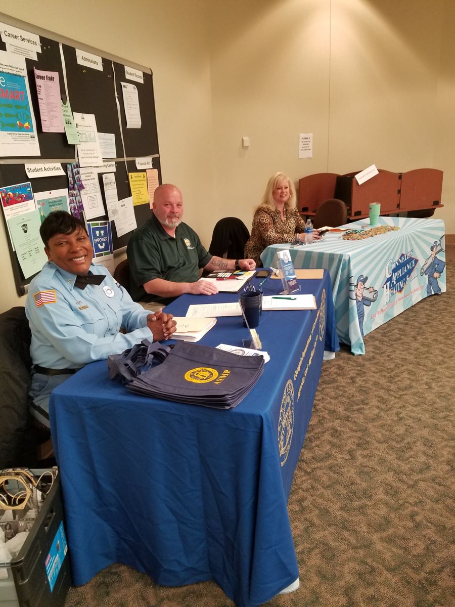 Augusta State Medical Prison, Connell's Appliance at Augusta Technical College Career Fair 2018